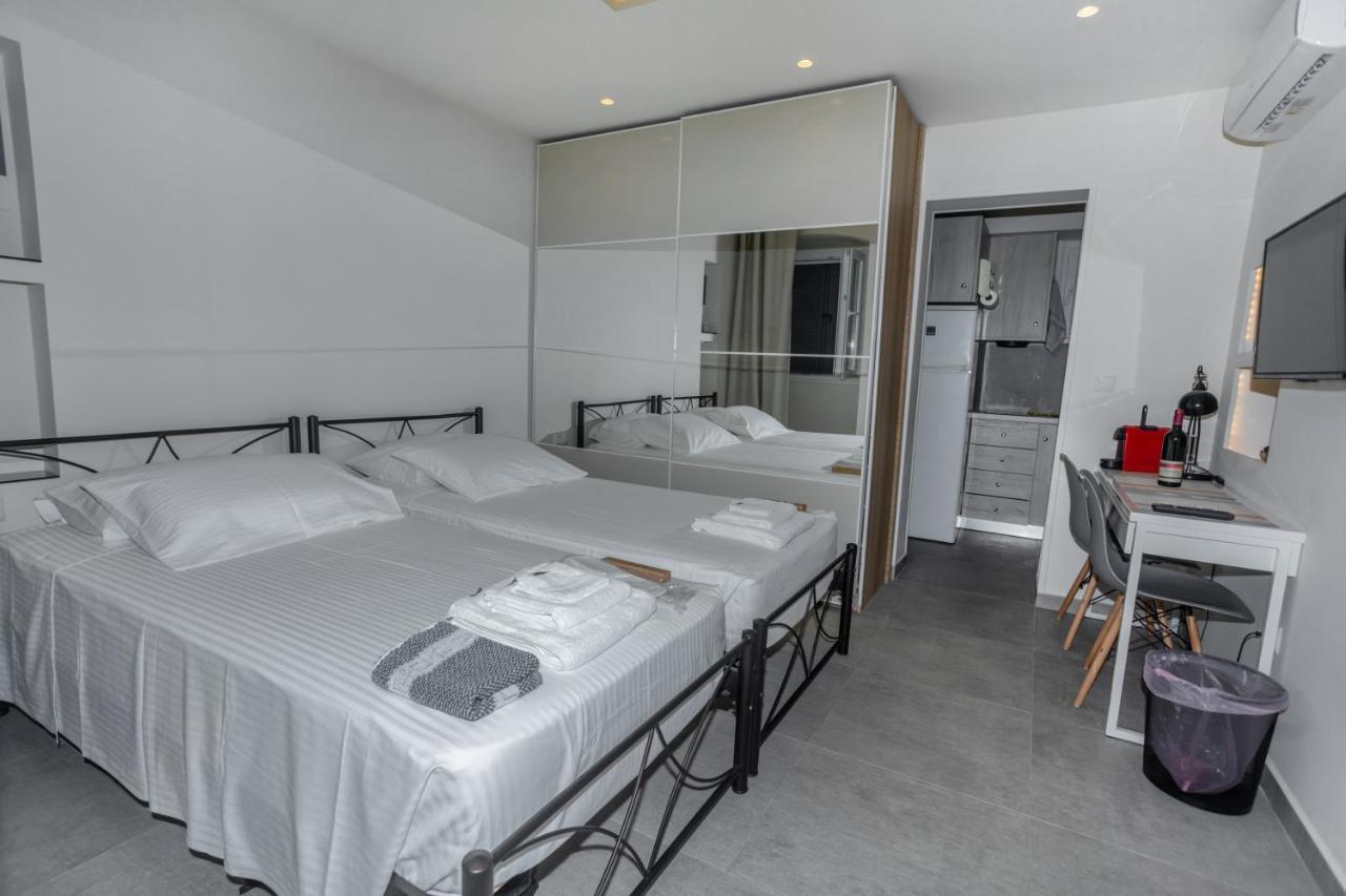 Aggeliki'S Apartment Corfu  외부 사진
