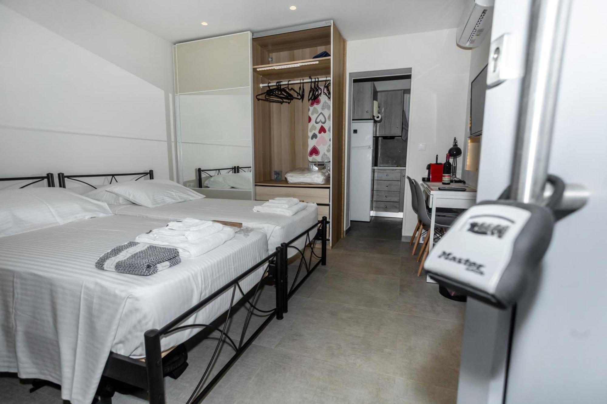 Aggeliki'S Apartment Corfu  외부 사진